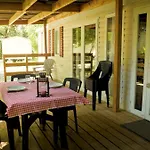 Le Dolium Parque de Campismo 4*