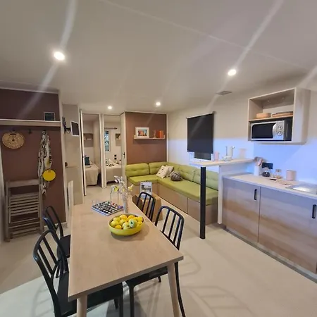 营地 Le Dolium 4*