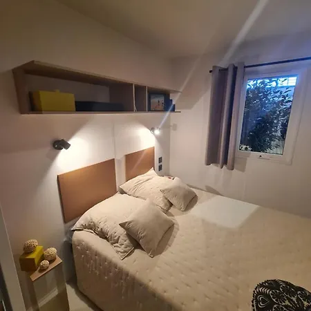 Campingplatz Le Dolium Laudun