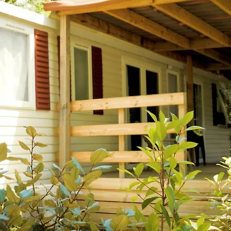 Le Dolium Campingplatz 4*