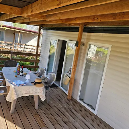 Camping Le Dolium Laudun