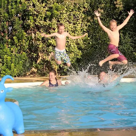 Le Dolium Campingplatz 4*