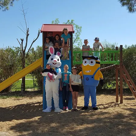 Camping Le Dolium Campsite 4*