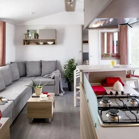 营地 Le Dolium 4*