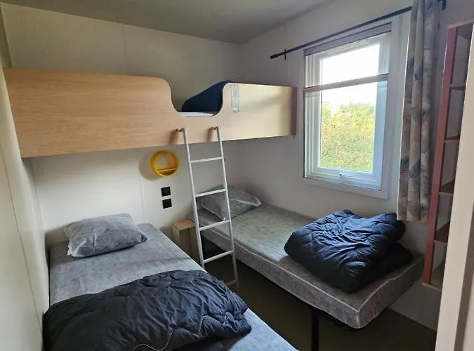 Le Dolium مكان تخييم