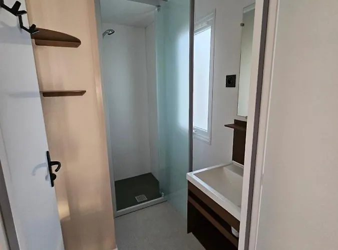 Le Dolium مكان تخييم