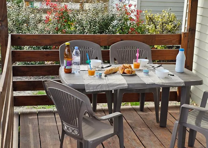 Le Dolium مكان تخييم