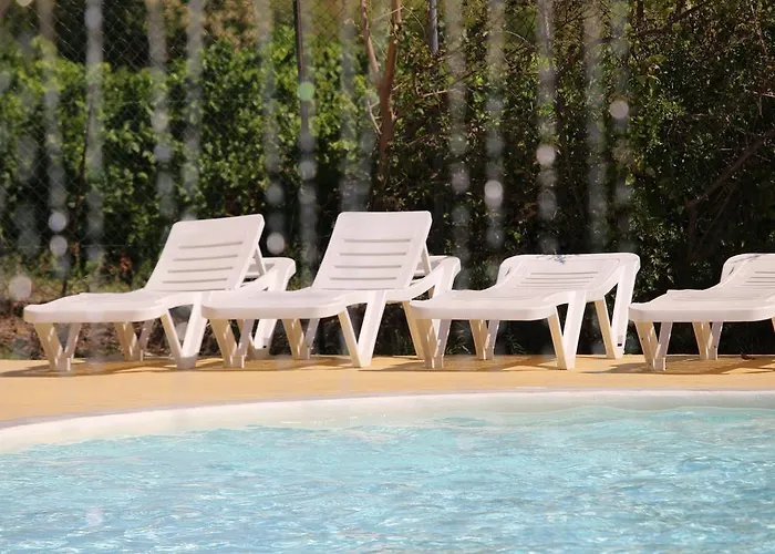 Le Dolium مكان تخييم 4*