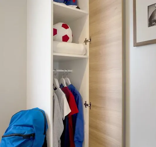 Le Dolium مكان تخييم Laudun